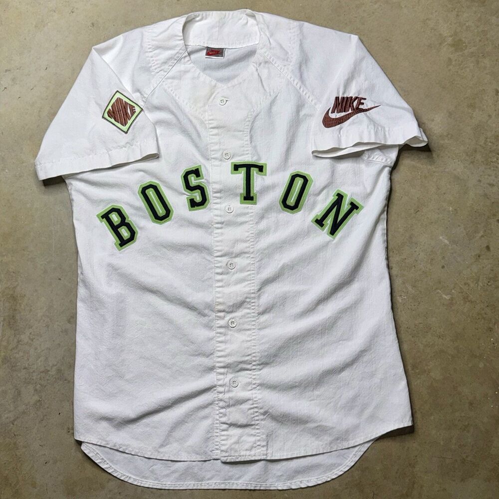 Vintage Nike NBA Boston Celtics Baseball Style Jersey Size Medium 90s Larry Bird
